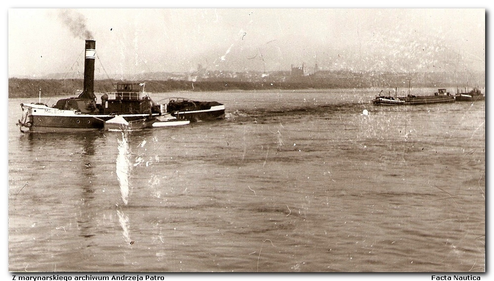 The river tug MALBORK. Holownik MALBORK.